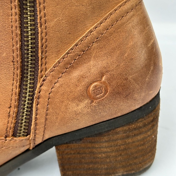 NWOT BORN Sz 7M CBFC19 Style Knee High Leather Brown Boots - Picture 7 of 16